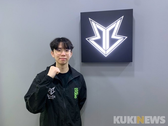 在教练组的 在教练组的