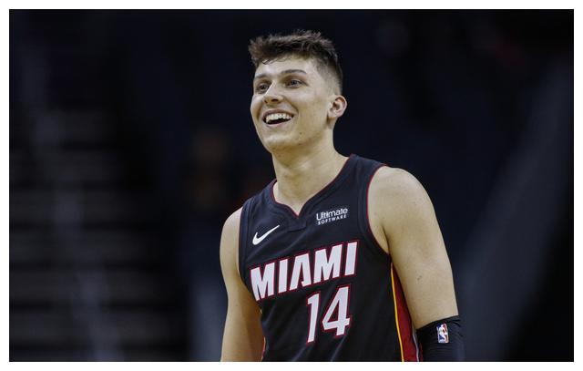 相比之下 相比之下