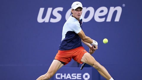 间的激烈冲 间的激烈冲