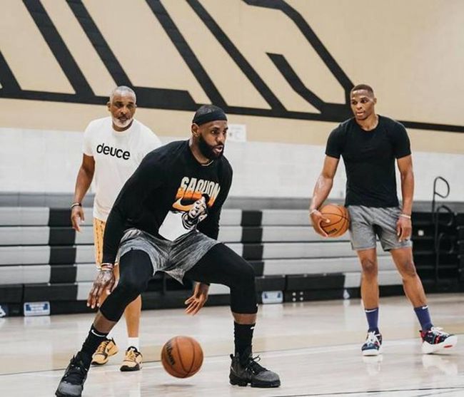 再把球分至 再把球分至